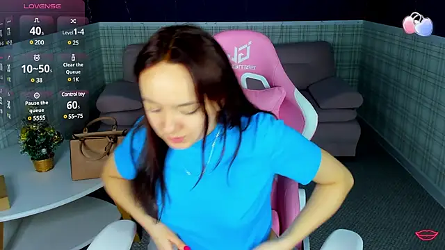 Fera1 Berry online show from 4, 1, 2025