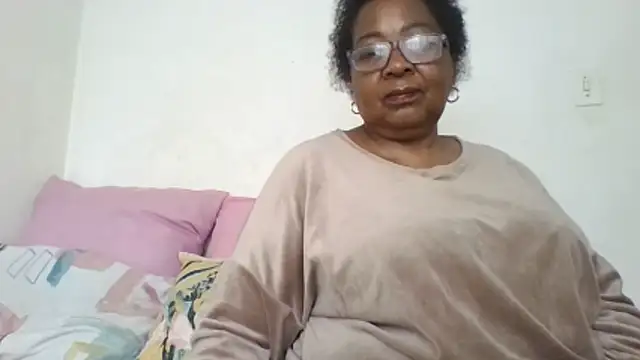 Snapshot of KinkyRicoSaisyours chatting on 14, 6, 2026 KinkyRicoSaisyours online show from 14, 6, 2026