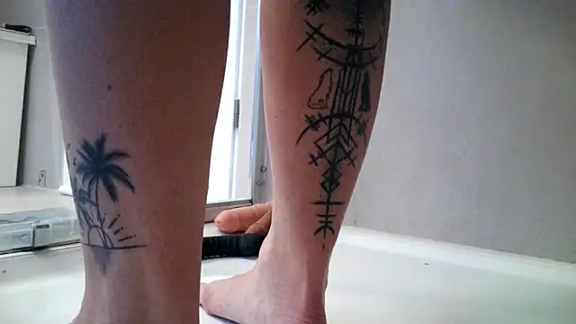 Snapshot of angelus112 chatting on 6, 1, 2026 angelus112 online show from 6, 1, 2026