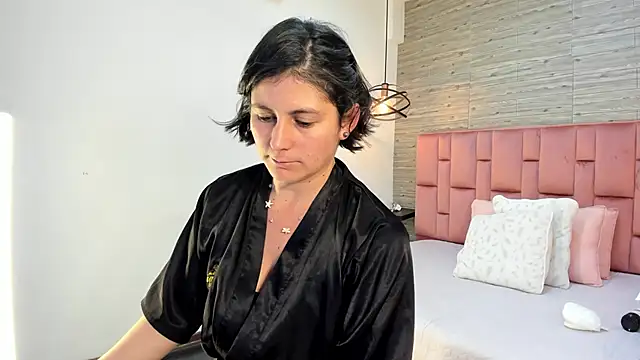 Snapshot of SarahDeyvis chatting on 16, 1, 2025 SarahDeyvis online show from 16, 1, 2025