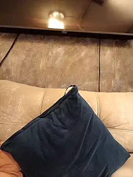 Snapshot of SarahDeyvis chatting on 12, 9, 2025 SarahDeyvis online show from 12, 9, 2025