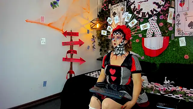 Snapshot of SarahDeyvis chatting on 30, 10, 2025 SarahDeyvis online show from 30, 10, 2025