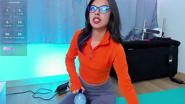 NanaRott online show from 22, 2, 2025