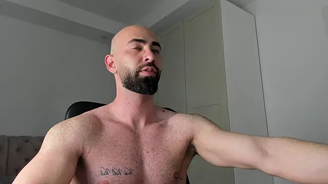 MichaelMasterss online show from 15, 4, 2026