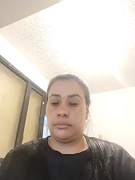 smile sweetpao online show from 13, 2, 2025