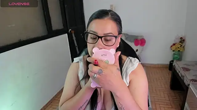 smile sweetpao online show from 17, 2, 2026