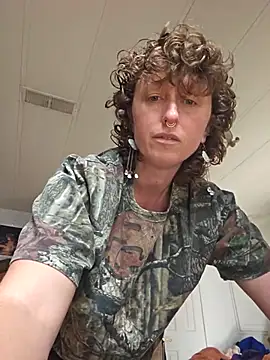 Snapshot of mossy_kiss chatting on 10, 11, 2025 mossy kiss online show from 10, 11, 2025