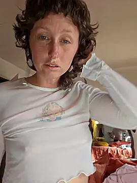 Snapshot of mossy_kiss chatting on 8, 1, 2026 mossy kiss online show from 8, 1, 2026