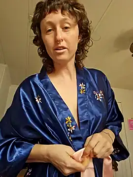 Snapshot of mossy_kiss chatting on 7, 2, 2026 mossy kiss online show from 7, 2, 2026