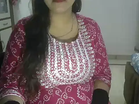 reet kaur69 online show from 13, 3, 2025