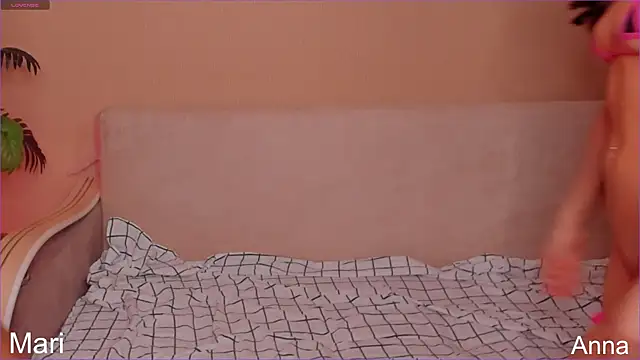 Mari   Anna online show from 17, 1, 2025