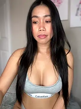 JazzieXo online show from 10, 2, 2026