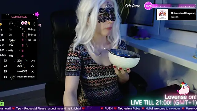 strawberry muffin online show from 14, 1, 2025