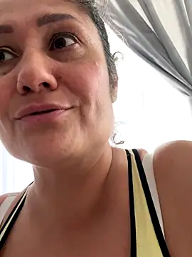 Snapshot of gabiTetas chatting on 5, 10, 2025 gabiTetas online show from 5, 10, 2025