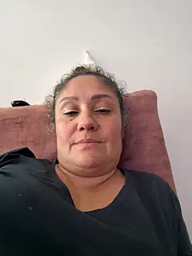 Snapshot of gabiTetas chatting on 25, 11, 2025 gabiTetas online show from 25, 11, 2025