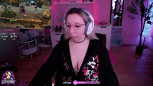 JustKerry online show from 4, 3, 2025