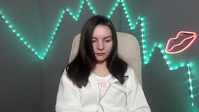 JasmineAsha online show from 4, 3, 2026