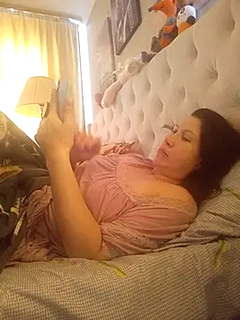 ROXOLANAA SEXY online show from 4, 4, 2026