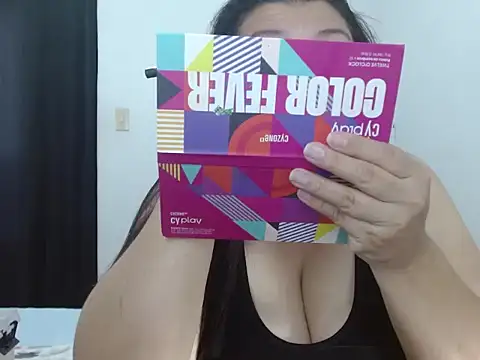 Victoriaevans1 online show from 3, 10, 2025