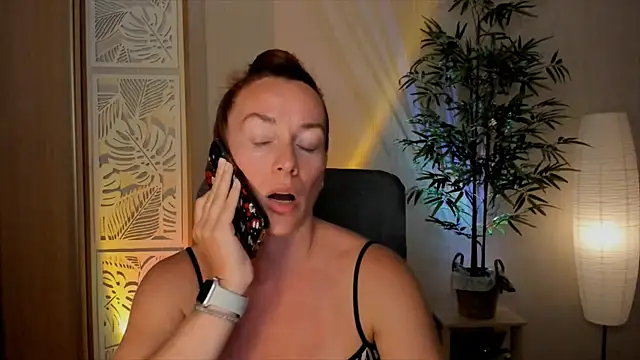 RebeccaMartinez online show from 22, 7, 2026