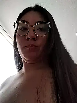 katha steele  online show from 12, 12, 2024