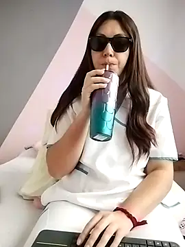 katha steele  online show from 21, 3, 2025