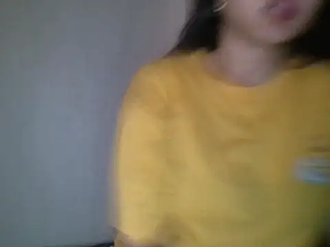 Snapshot of _smiling4u_ chatting on 20, 4, 2026 smiling4u online show from 20, 4, 2026