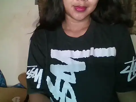 Snapshot of _smiling4u_ chatting on 21, 4, 2026 smiling4u online show from 21, 4, 2026