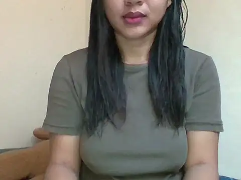 Snapshot of _smiling4u_ chatting on 29, 4, 2026 smiling4u online show from 29, 4, 2026