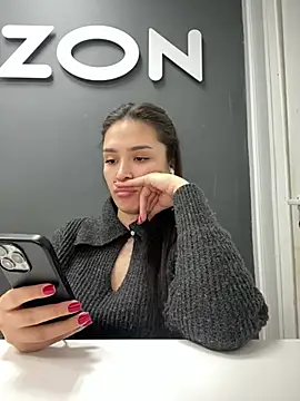 Sweet Lollypop online show from 15, 3, 2025