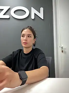 Sweet Lollypop online show from 8, 9, 2025