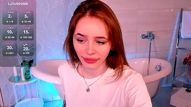 Phoenix Margo online show from 4, 2, 2025