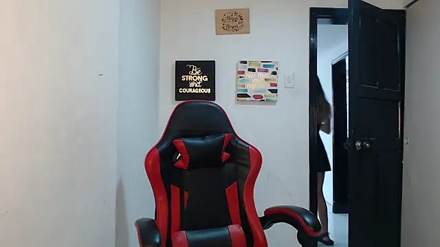 Liamiler01  online show from 20, 10, 2025