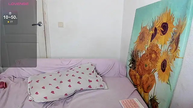 Snapshot of nymphobaby chatting on 15, 11, 2025 nymphobaby online show from 15, 11, 2025