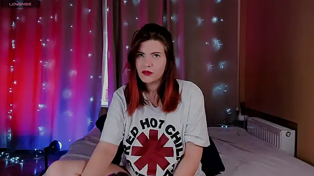 Snapshot of Erika_Fix chatting on 5, 5, 2026 Erika Fix online show from 5, 5, 2026