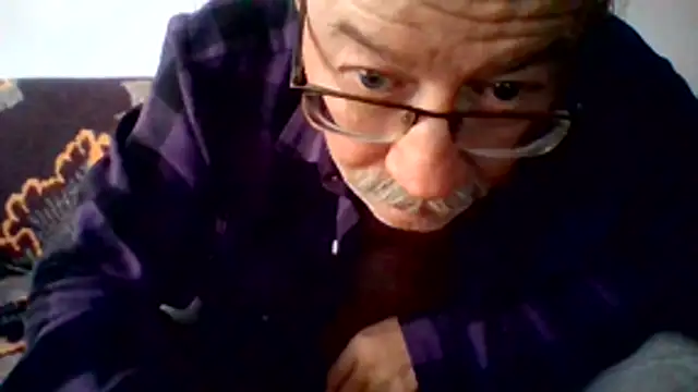 cumloverboyxx69 online show from 18, 4, 2026