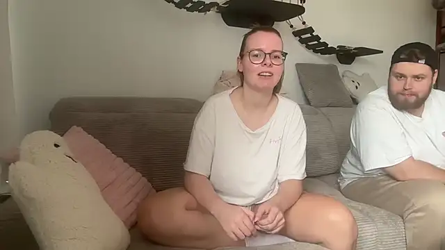 Snapshot of LucyFoxLulu chatting on 4, 7, 2026 LucyFoxLulu online show from 4, 7, 2026