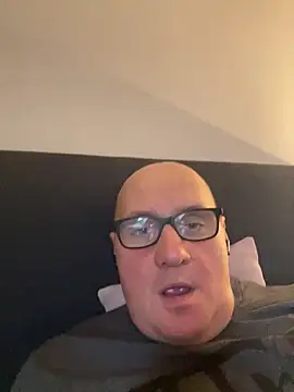 vanjbi45 online show from 8, 12, 2024