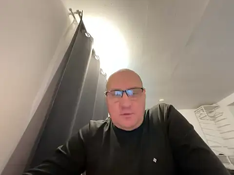 vanjbi45 online show from 5, 2, 2026