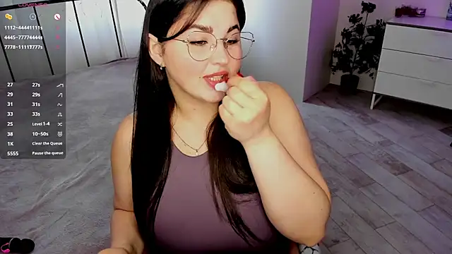Snapshot of Talla_a chatting on 10, 5, 2026 Talla a online show from 10, 5, 2026