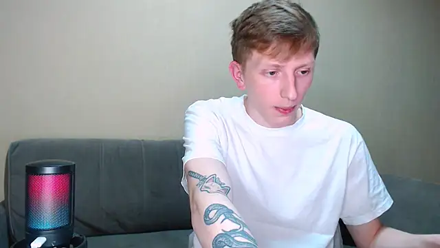 juliaanddima online show from 22, 2, 2026