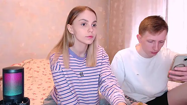 juliaanddima online show from 7, 5, 2026