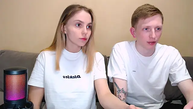 juliaanddima online show from 8, 5, 2026