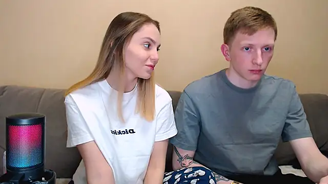 juliaanddima online show from 11, 5, 2026