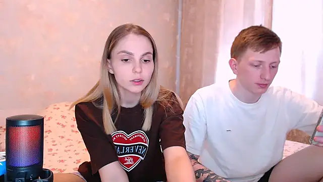 juliaanddima online show from 18, 5, 2026