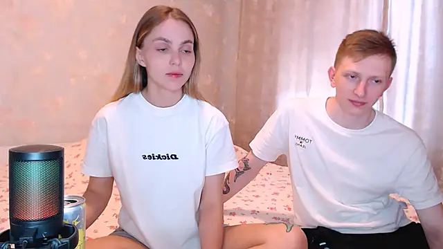 juliaanddima online show from 23, 6, 2026