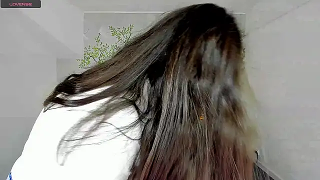 Linda EX online show from 15, 3, 2025