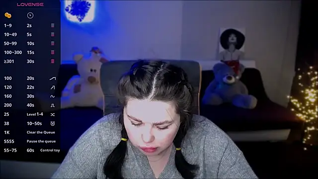 Emily Mo online show from 11, 1, 2025