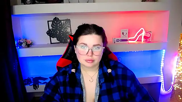 Emily Mo online show from 17, 1, 2025