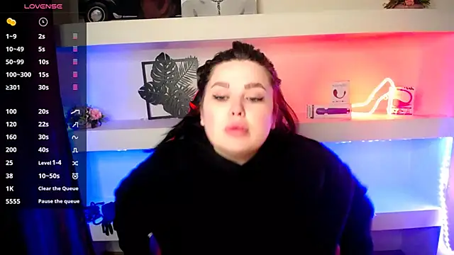 Emily Mo online show from 18, 1, 2025